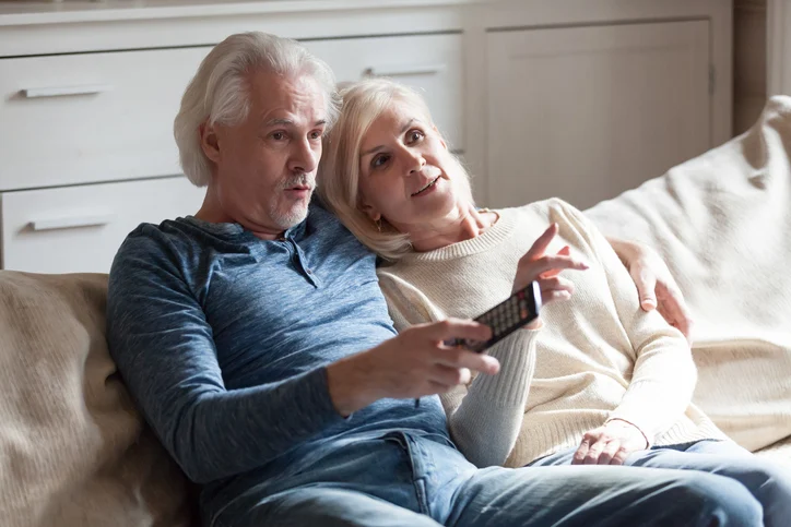 Senior Living TVs: Improve Residents’ Experience and Cut Costs
